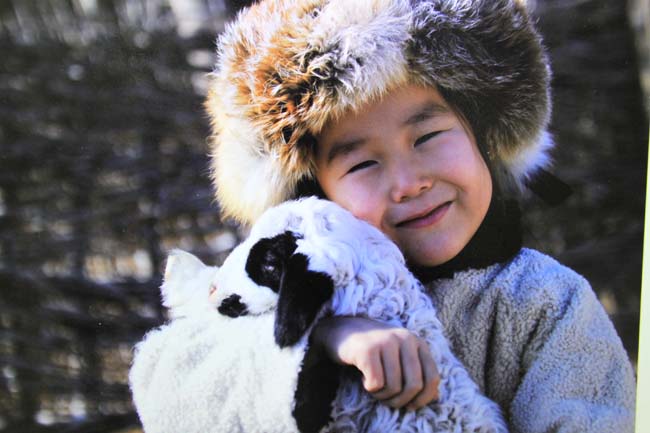 Өвөр Монголын малчин, зурагчин Улаанбаатарт гэрэл зургийн үзэсгэлэн гаргав